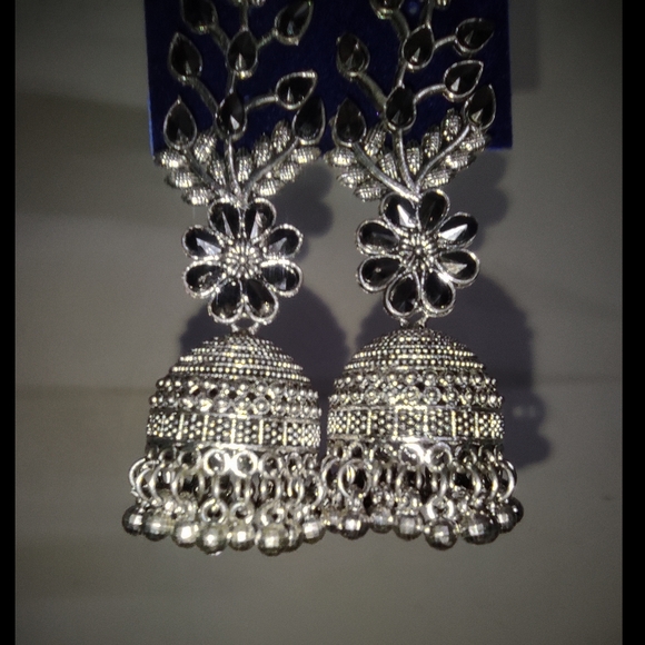 Silver Oxidized Jhumka Earrings - Picture 6 of 9